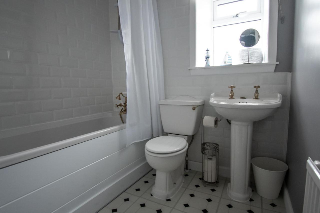 The View 3-Bed Cottage Findochty Buckie Moray Екстер'єр фото